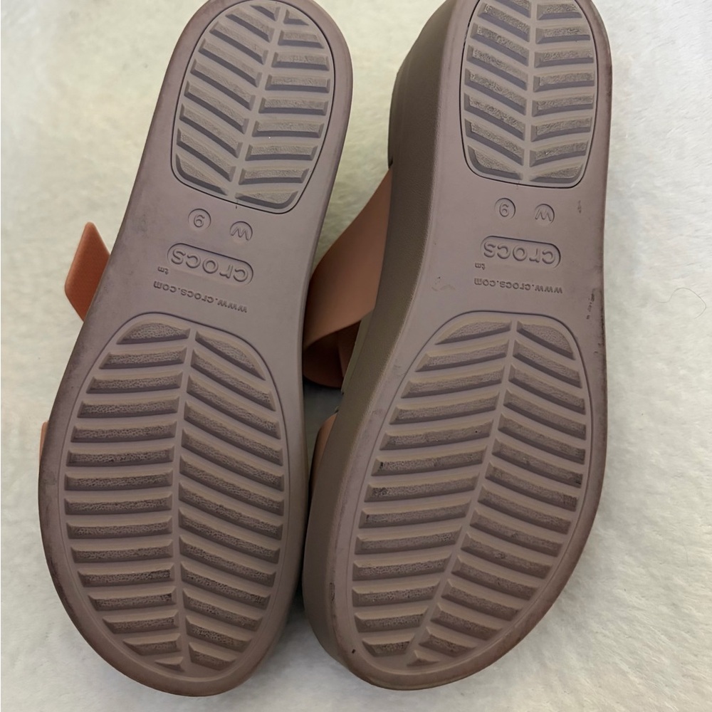 CROCS Brooklyn Wedges Women's Blush Platform Sandals sz 9 - Picture 5 of 6